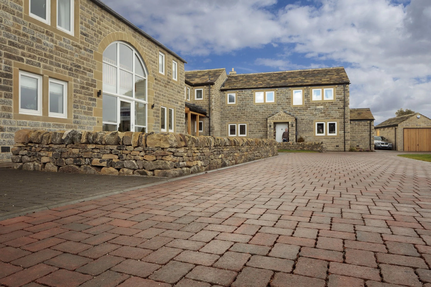 Alpha Flow Block Paving, Charcoal 80mm Rectangular Squares
