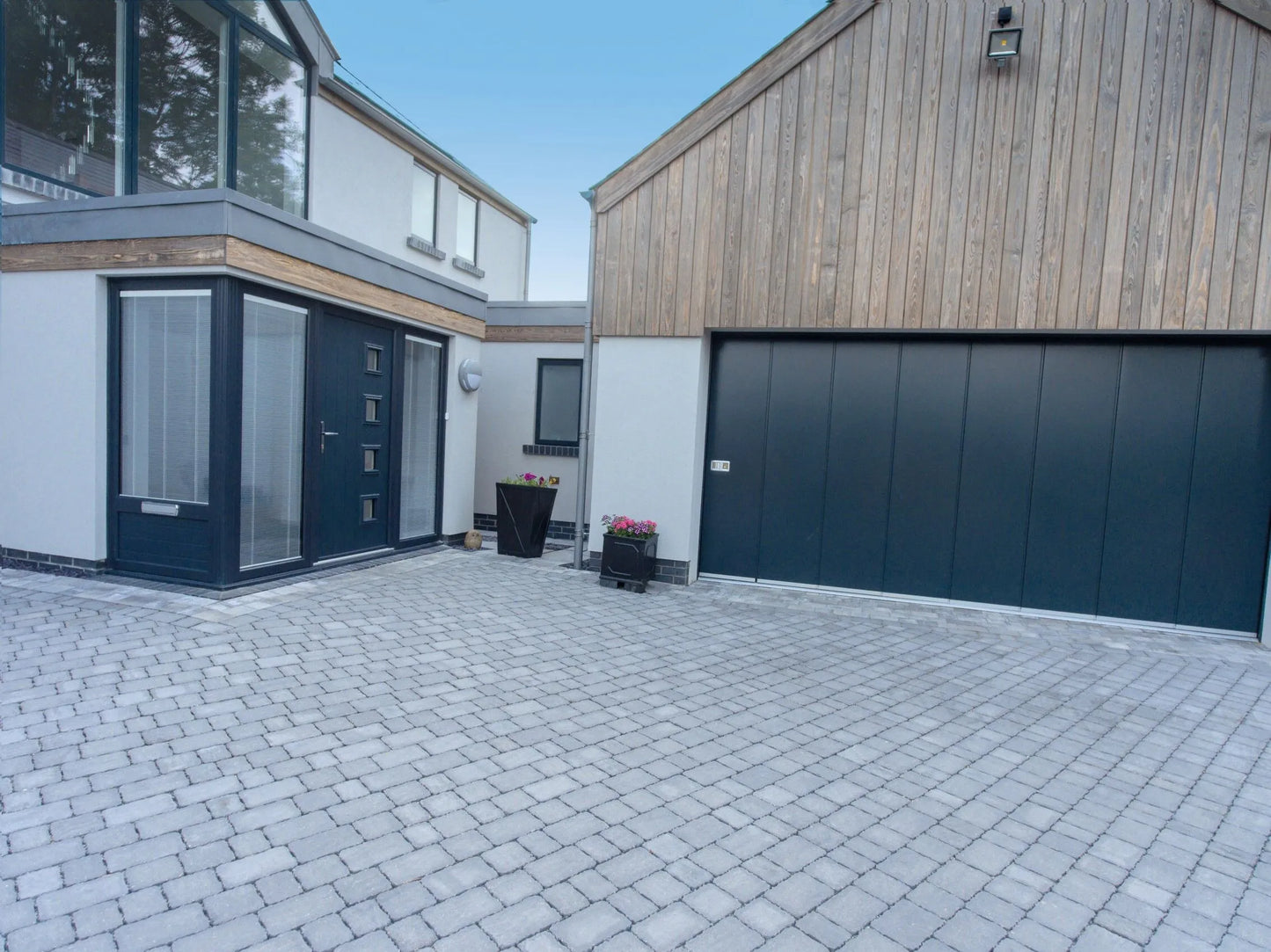 Alpha Flow Block Paving, Charcoal 80mm Rectangular Squares